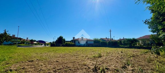 Terrain à Pordenone, Italy 1145m² No. 359937 7