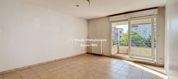3 bedrooms Apartment in Lyon, France No. 335269 3