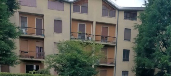 3-salle Appartement à Vigevano, Italy No. 185975 25