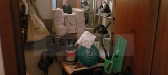 3-salle Appartement à Vigevano, Italy No. 185975 34