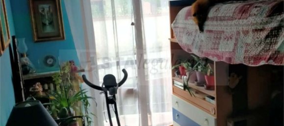 3-salle Appartement à Vigevano, Italy No. 185975 15