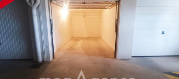 Garage in Valras-Plage, France 15m², Nr. 362939 3