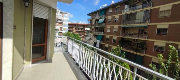 5 bedrooms Apartment in Naples, Italy No. 336355 24