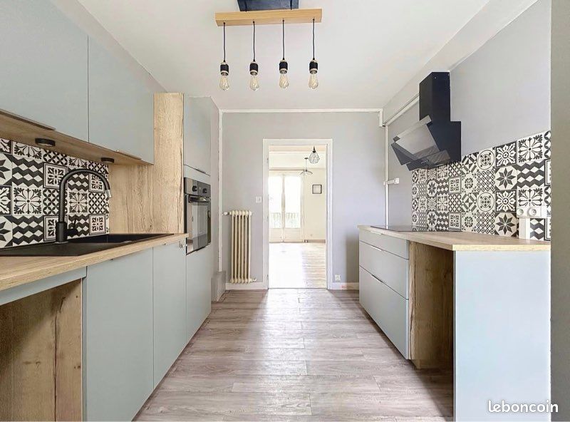 2 chambres Appartement à Brive-la-Gaillarde, France No. 318846