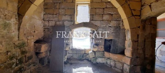 4 غرف نوم منزل في Kercem, Malta رقم 987 7