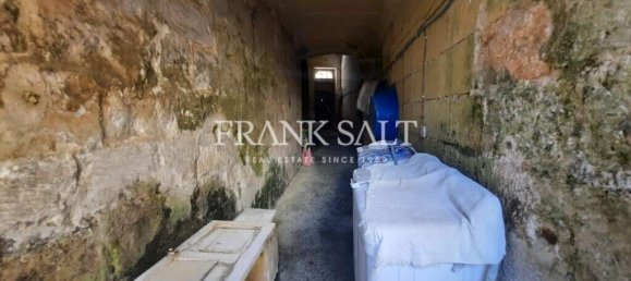 4 غرف نوم منزل في Kercem, Malta رقم 987 16