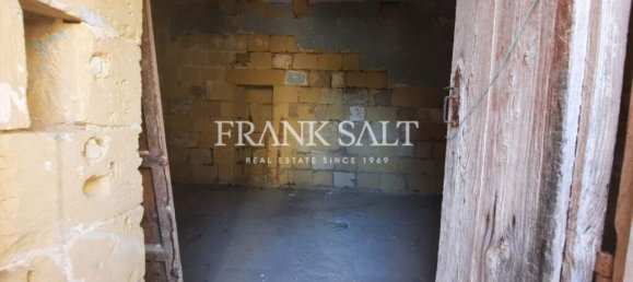 4 غرف نوم منزل في Kercem, Malta رقم 987 13