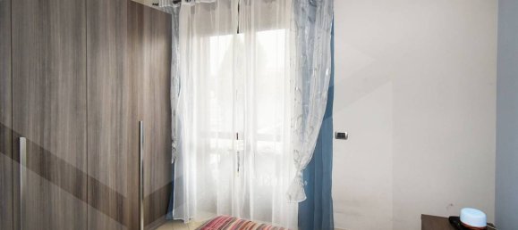 2 rooms Apartment in Parabiago, Italy No. 21720 9