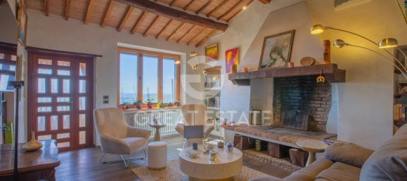 3 bedrooms House in Corciano, Italy No. 329530 13