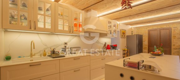 3 bedrooms House in Corciano, Italy No. 329530 22