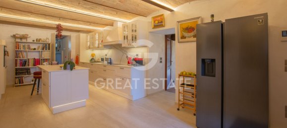 3 bedrooms House in Corciano, Italy No. 329530 20