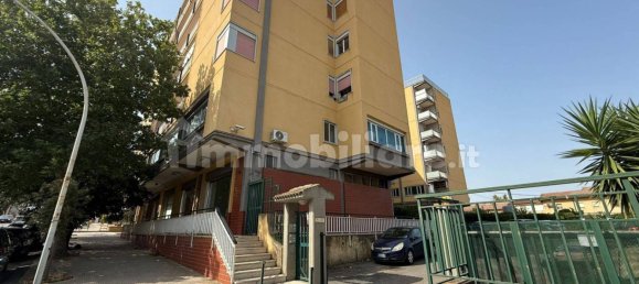 Apartamento de 3 dormitorios en Caltanissetta, Italy No. 354831 2