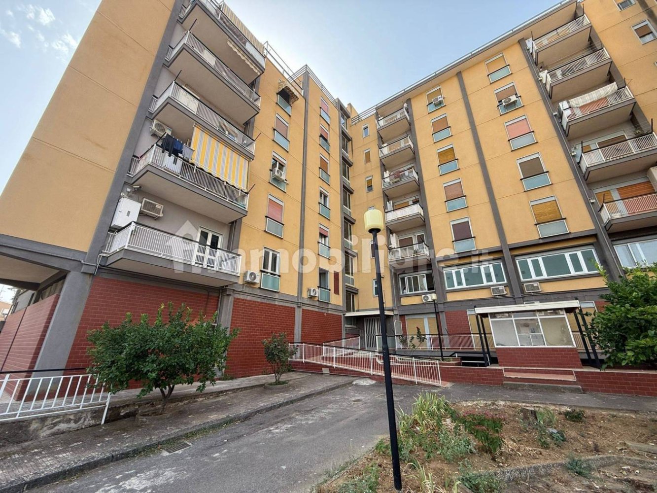Apartamento de 3 dormitorios en Caltanissetta, Italy No. 354831