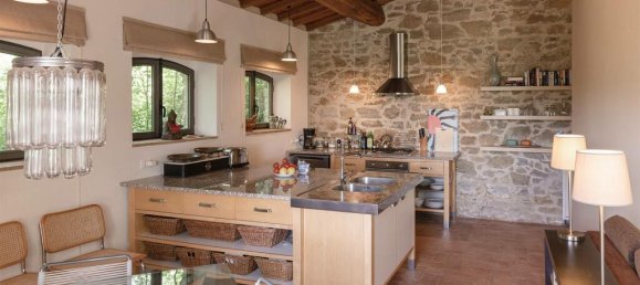 13 bedrooms Castles in Marsciano, Italy No. 56372 48