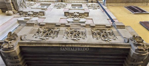 Здание с 16 спальнями в Монца, Италия № 70733 2