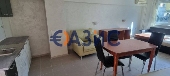 1 bedroom Apartment in Sveti Vlas, Bulgaria No. 318 3