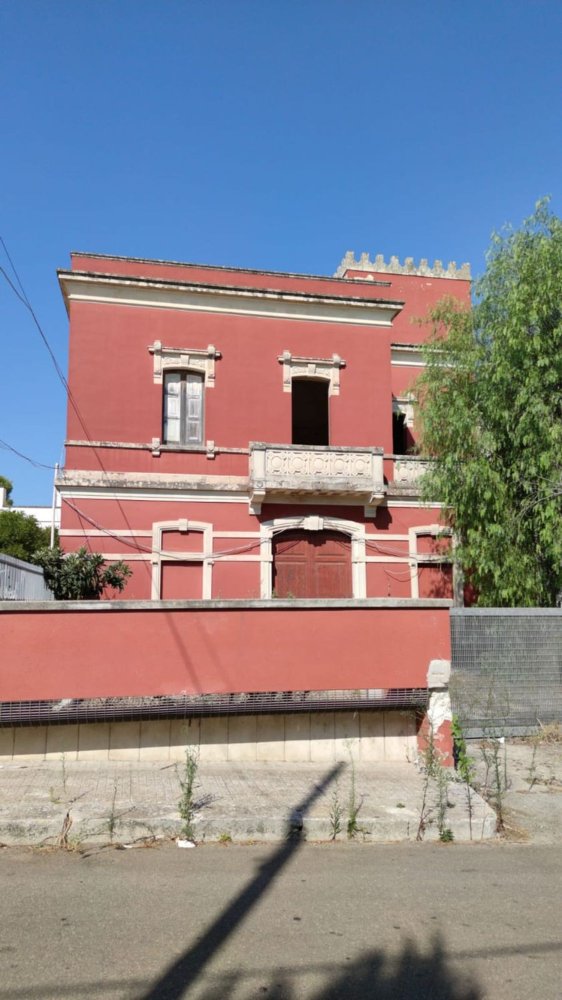 11-Zimmer Villa in Galatone, Italy, Nr. 140352