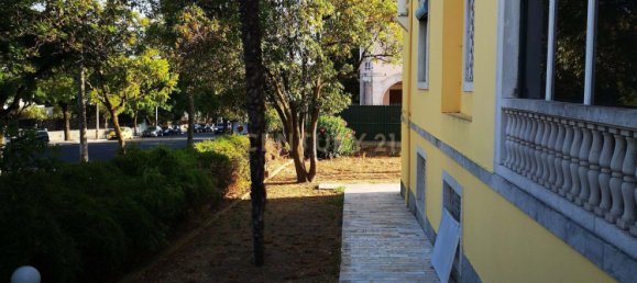 6 bedrooms Villa in Lisbon, Portugal No. 259190 3