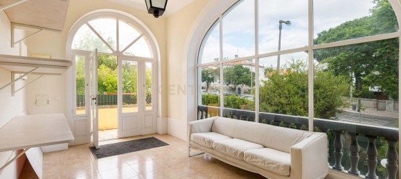 6 bedrooms Villa in Lisbon, Portugal No. 259190 8