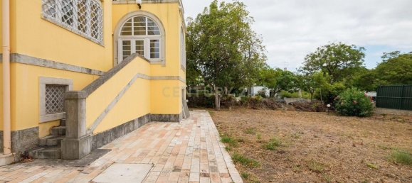 6 bedrooms Villa in Lisbon, Portugal No. 259190 4