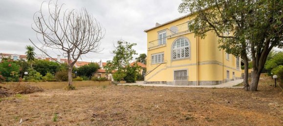 6 bedrooms Villa in Lisbon, Portugal No. 259190 2