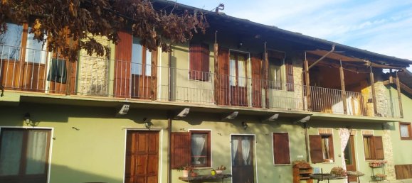 8 rooms House in Barge, Italy No. 259865 6