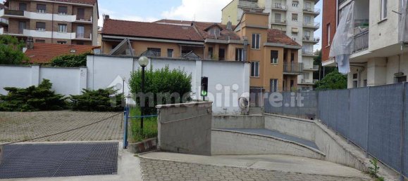  مرآب في Turin, Italy 14متر مربع رقم 353642 6