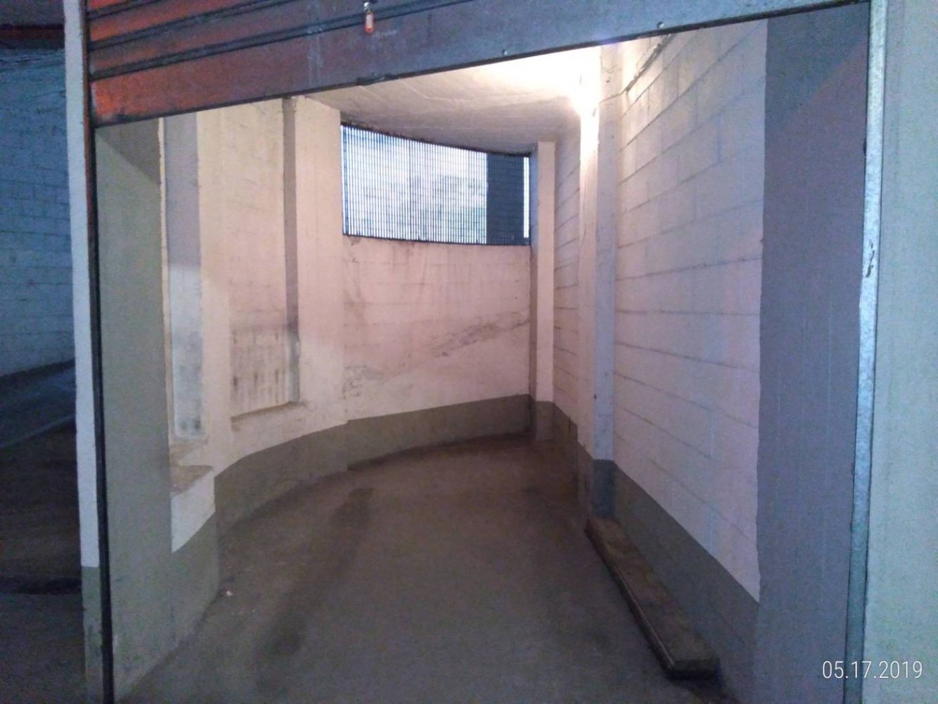  مرآب في Turin, Italy 14متر مربع رقم 353642