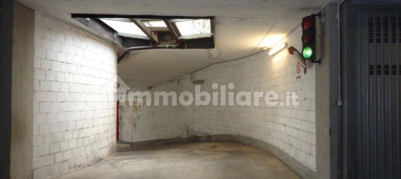  مرآب في Turin, Italy 14متر مربع رقم 353642 9