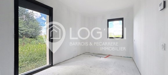 3 Schlafzimmer Haus in Ger, France, Nr. 296851 10