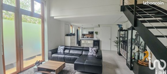 2 bedrooms Duplex in Bussy-Saint-Georges, France No. 324401 2