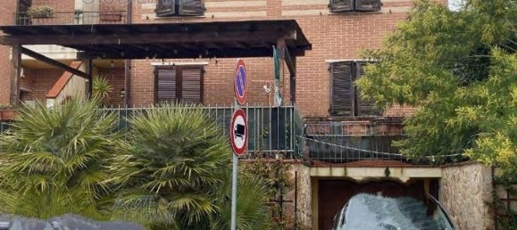 11 rooms House in Arezzo, Italy No. 43931 46