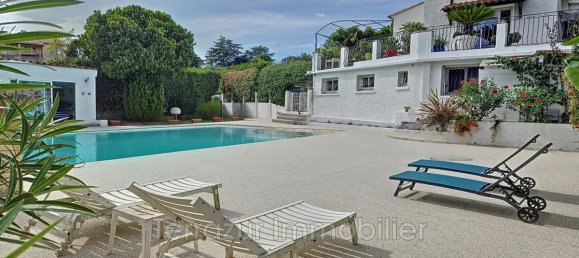 4 bedrooms Villa in Antibes, France No. 342424 3
