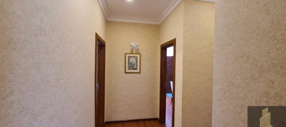 Квартира с 3 спальнями в Баку, Азербайджан № 2247 9