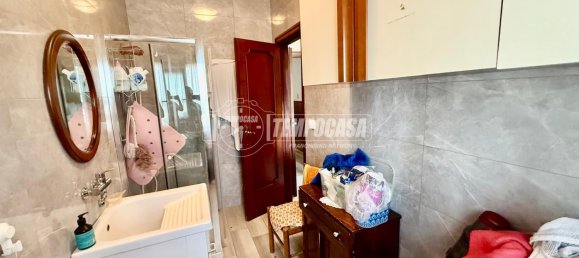 5 rooms Apartment in Naples, Italy No. 274467 16
