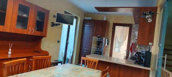 3 Schlafzimmer Villa in Barbania, Italy, Nr. 329475 12