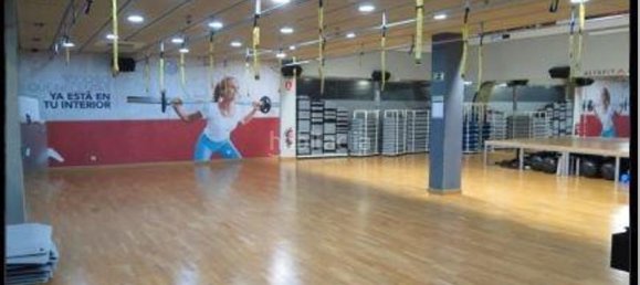 Gewerbliche Immobilie in Alcala de Henares, Spain 1566m², Nr. 118339 6