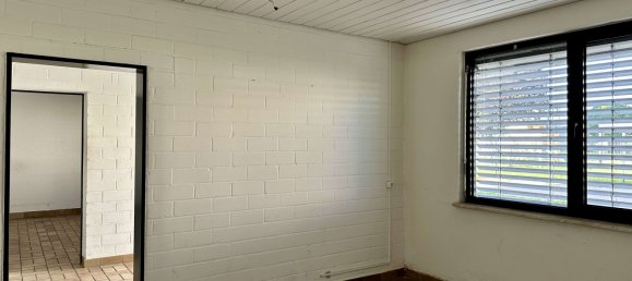 Almacén en Neu-Ulm, Germany 988 m² No. 313379 4