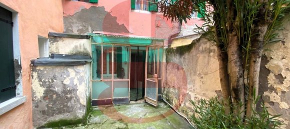 Квартира с 3 комнатами в Венеция, Италия № 229038 3