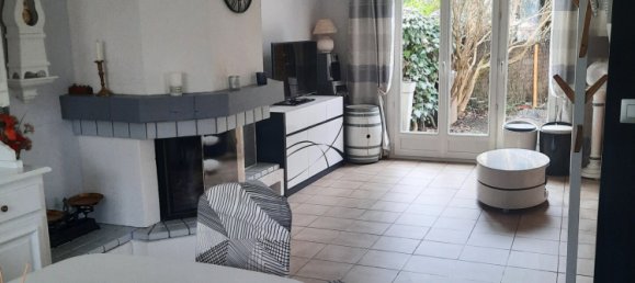 Дом с 3 спальнями в Нёйи-Плезанс, Франция № 150880 5