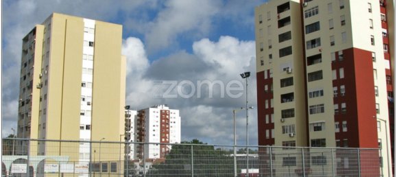 3 Schlafzimmer Wohnung in Corroios, Portugal, Nr. 350982 14