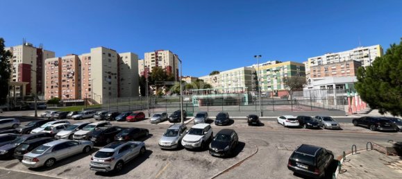 3 Schlafzimmer Wohnung in Corroios, Portugal, Nr. 350982 9