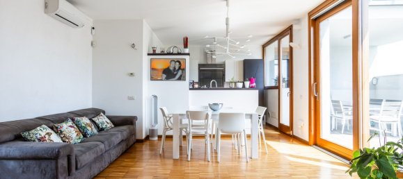 Apartamento de 4 dormitorios en Concorezzo, Italy No. 378458 9