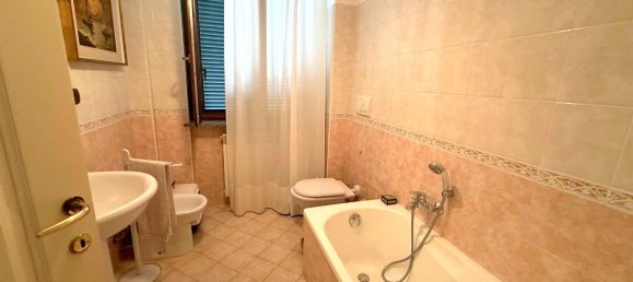 5-Zimmer Wohnung in Novi Ligure, Italy, Nr. 92481 3