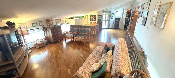 5-Zimmer Wohnung in Novi Ligure, Italy, Nr. 92481 10