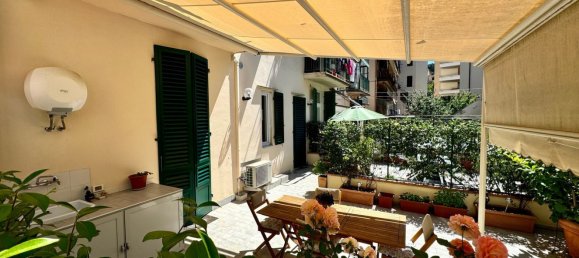 3غرفة شقة في Florence, Italy رقم 49277 16