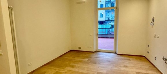 3غرفة شقة في Florence, Italy رقم 49277 9