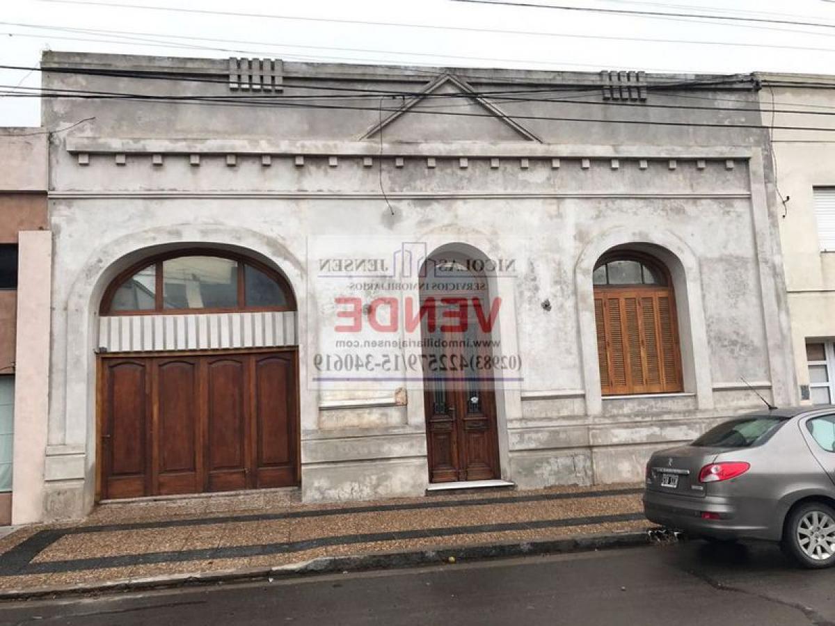 4 bedrooms House in Buenos Aires, Argentina No. 71479