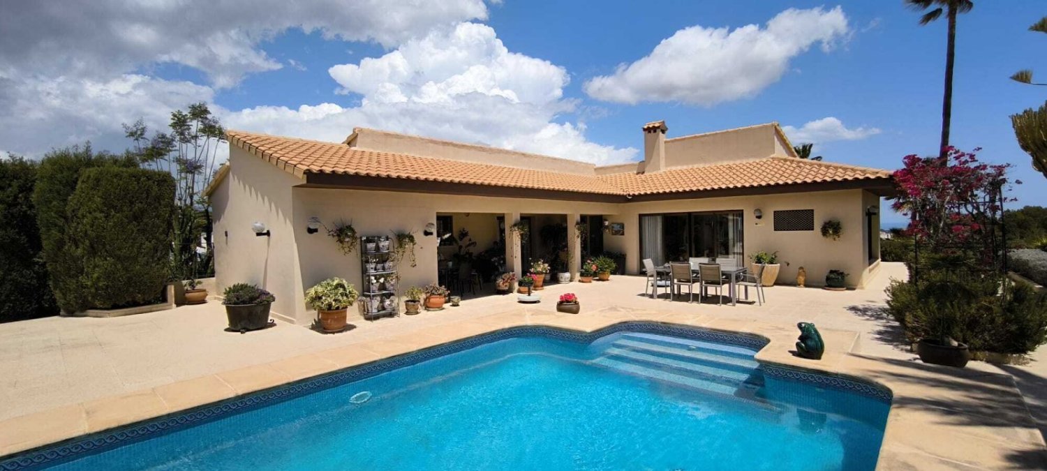 3 Schlafzimmer Haus in Alfaz del Pi, Spain, Nr. 285385