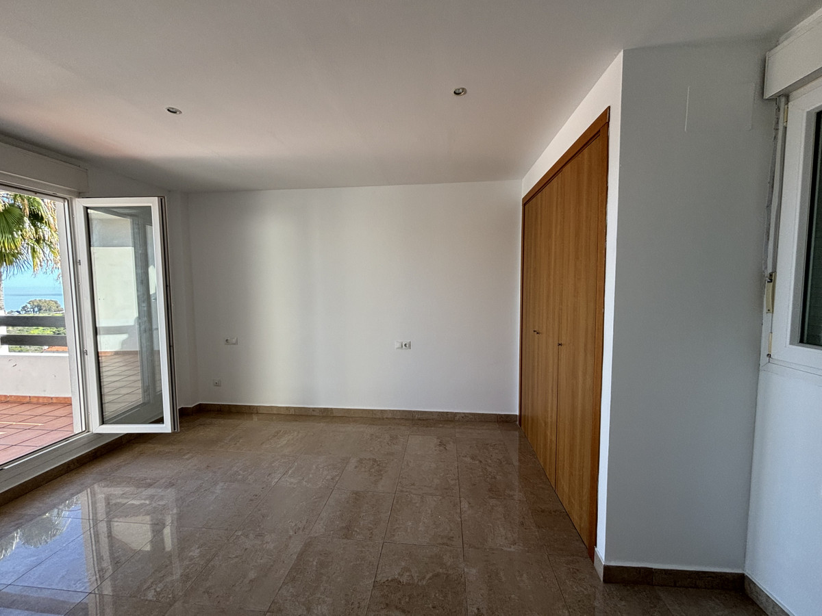 3 Schlafzimmer Penthouse in La Duquesa, Spain, Nr. 35287